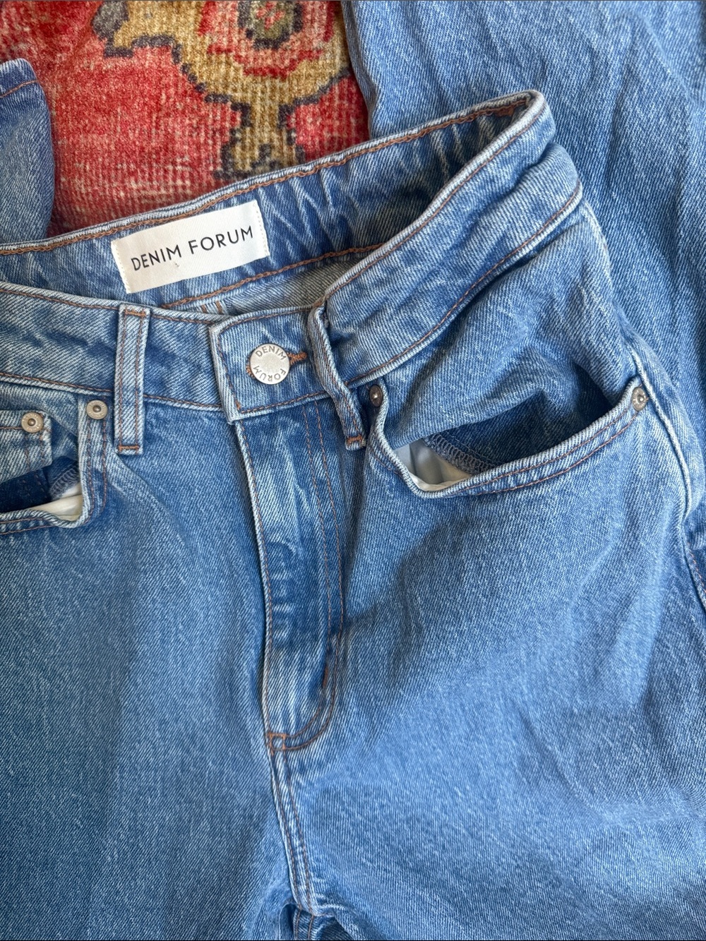 Denim Forum from Aritzia Light Blue High-Rise Women's Jeans size 25